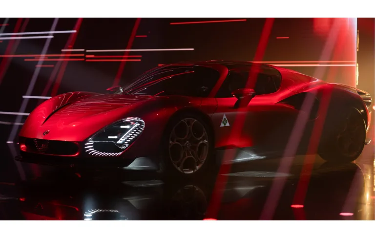 알파 로메오 33 스트라달레, 2년 만에 "올해의 슈퍼카" 등극 1 알파로메오, Alfa Romeo 33 Stradale, “Supercar of the Year” at Automobile Awards 2024