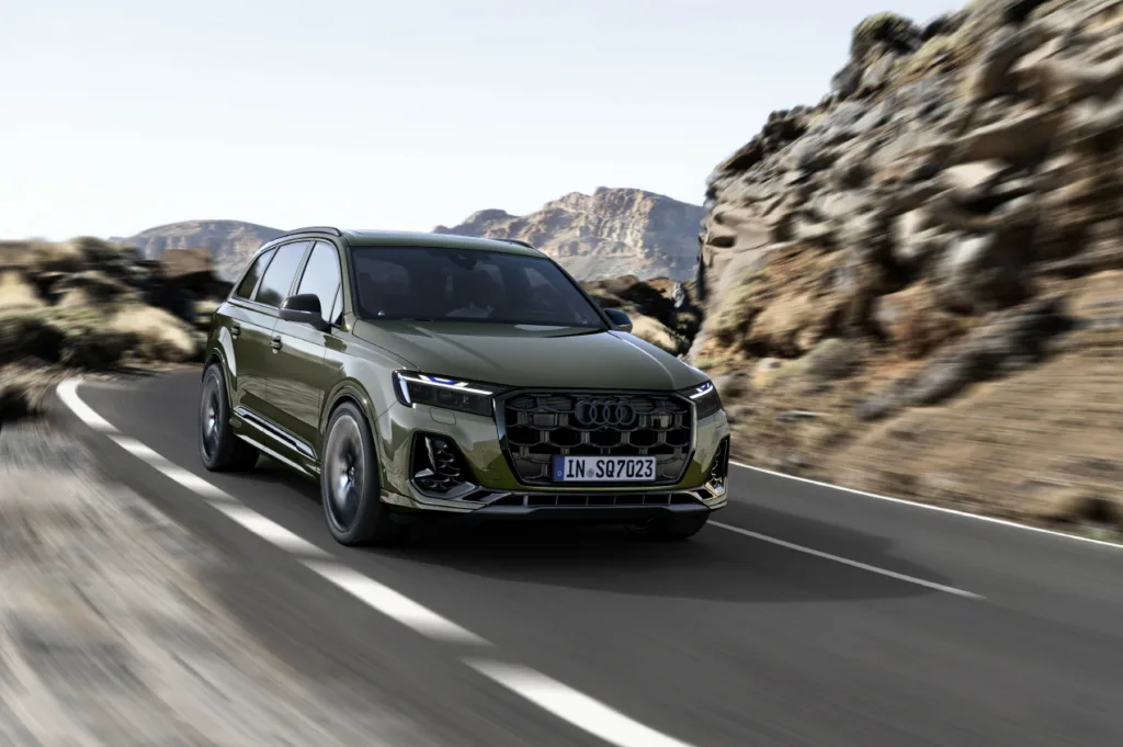 아우디 Q7 (Audi Q7)