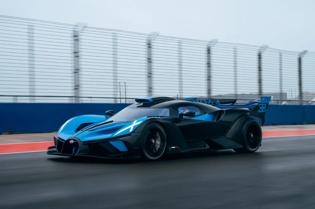 부가티 볼리드, Bugatti Bolide: a customer’s first track experience at the iconic circuit of the Americas
