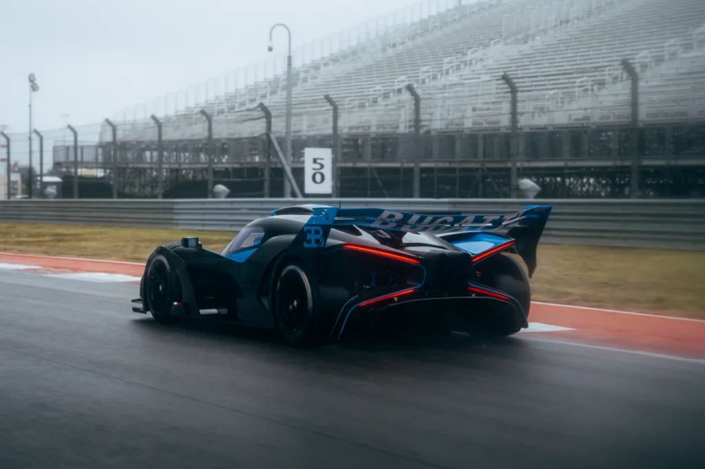 부가티 볼리드, Bugatti Bolide: a customer’s first track experience at the iconic circuit of the Americas