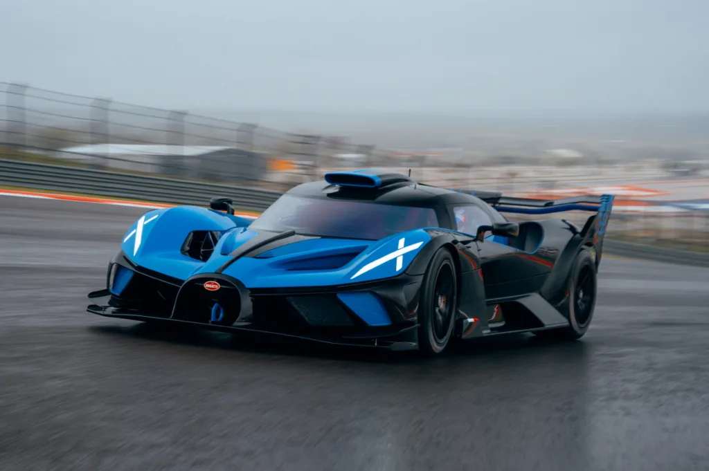 부가티 볼리드, Bugatti Bolide: a customer’s first track experience at the iconic circuit of the Americas