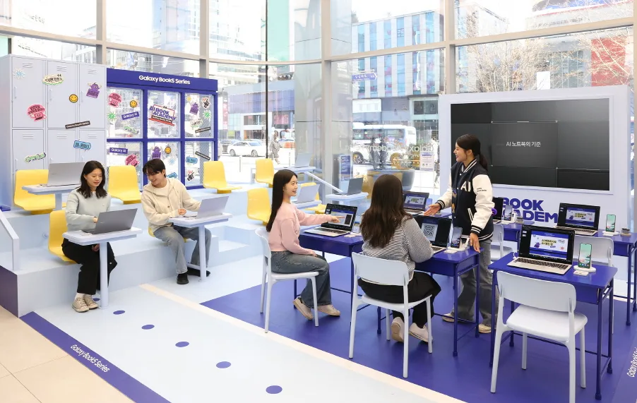 삼성전자, '갤럭시 북5 Pro'체험 'AI 북 아카데미' 팝업스토어 운영 2 삼성전자 갤럭시 북5 Pro, AI 북 아카데미 팝업스토어