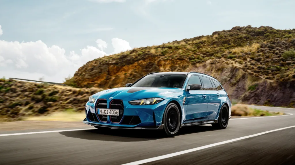 The first-ever BMW M3 CS Touring: Racing DNA meets maximised everyday usability.