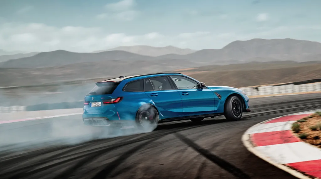 The first-ever BMW M3 CS Touring: Racing DNA meets maximised everyday usability.
