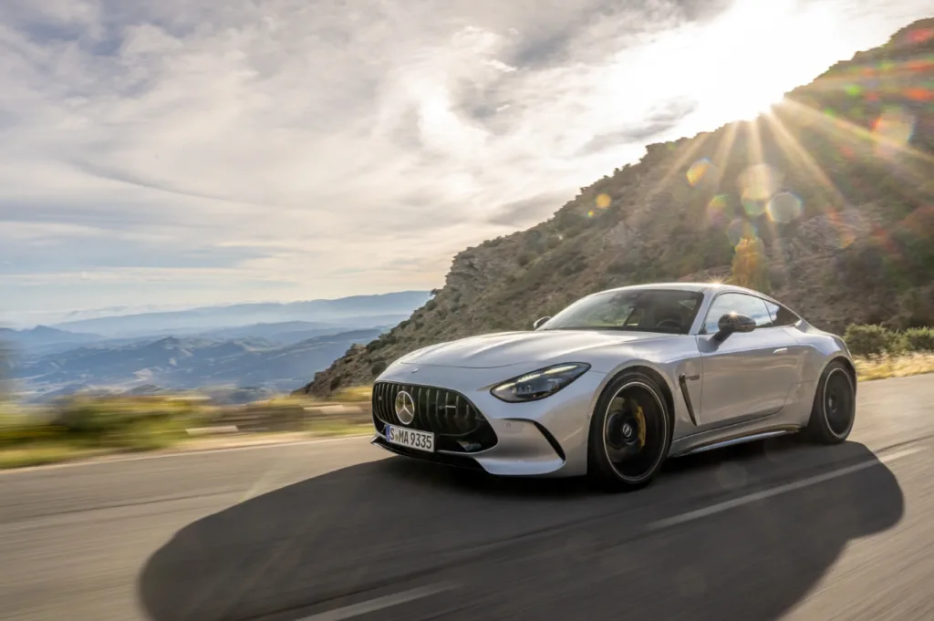 더 뉴 메르세데스-AMG GT