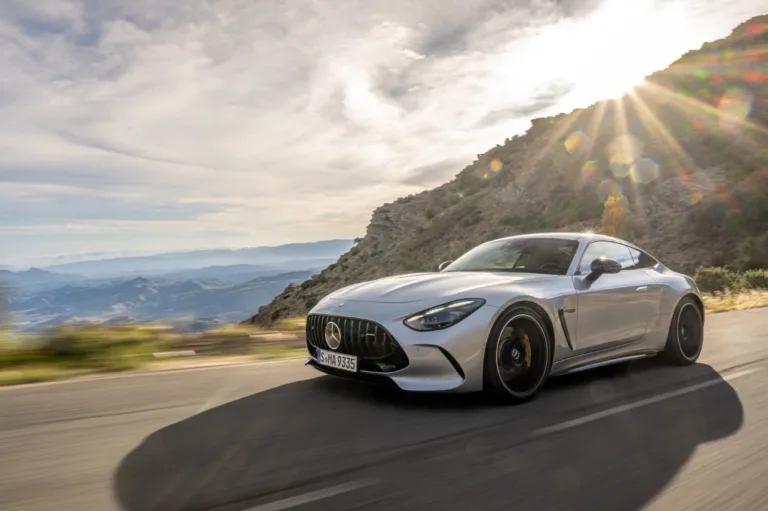 더 뉴 메르세데스-AMG GT