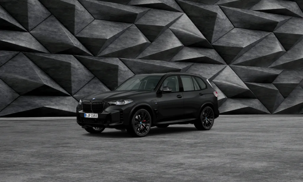 BMW 샵 온라인 2025년 1월 온라인 한정_X5 xDrive50e M 스포츠 프로 인디비주얼 올 블랙 에디션