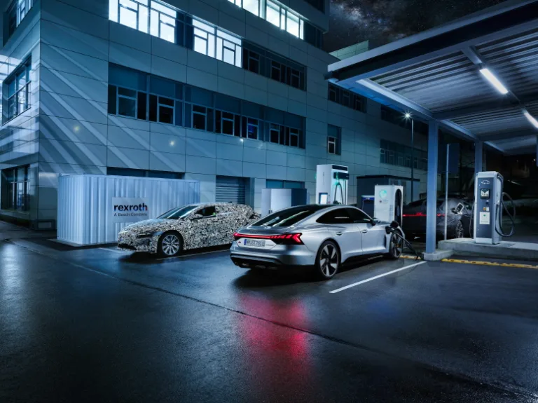 아우디 전기차 충전 방식 테스트(Audi simulates global power grids to test EV charging)