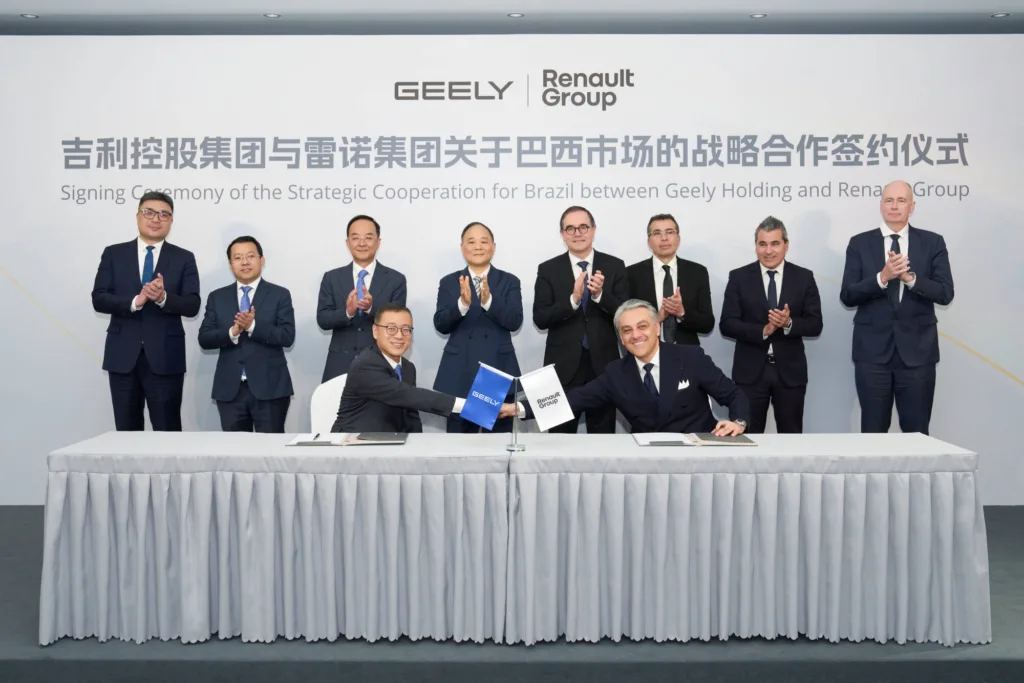 Renault and Geely sign a framework agreement for a new strategic cooperation in Brazil 1 Renault Group and Geely Holding Group sign a framework agreement for a new strategic cooperation in Brazil