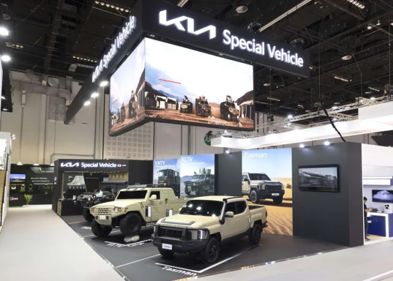 기아, 'UAE IDEX 2025' 방산전시회 참가 타스만 전시