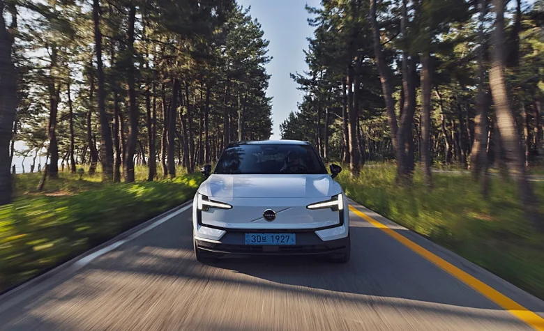 더 많이 보내 줄 결심, 볼보 EX30 최대 333만원 가격 인하 2 볼보 EX30 국내 공식 출시