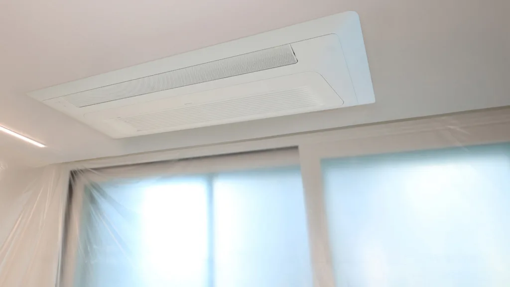 18-19만원에 시스템 에어컨 설치, '삼성 인테리어핏 키트' 출시 1 삼성전자, 단내림 시공 필요 없는 삼성 인테리어핏 키트 출시