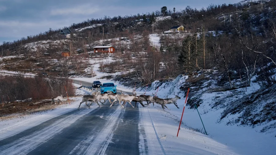 포르쉐 마칸 일렉트릭, 타이칸 크로스 투리스모 1500km 달리다 3 포르쉐 마칸 일렉트릭과 포르쉐 타이칸 크로스 투리스모의 시승(Electric roadtrip to the world's northernmost fast-charging station, porsche macan electric and porsche taycan cross turismo)