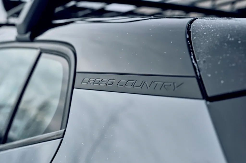 볼보 eX30 크로스 컨트리(The new Volvo EX30 Cross Country – it’s an experience, not just a car)