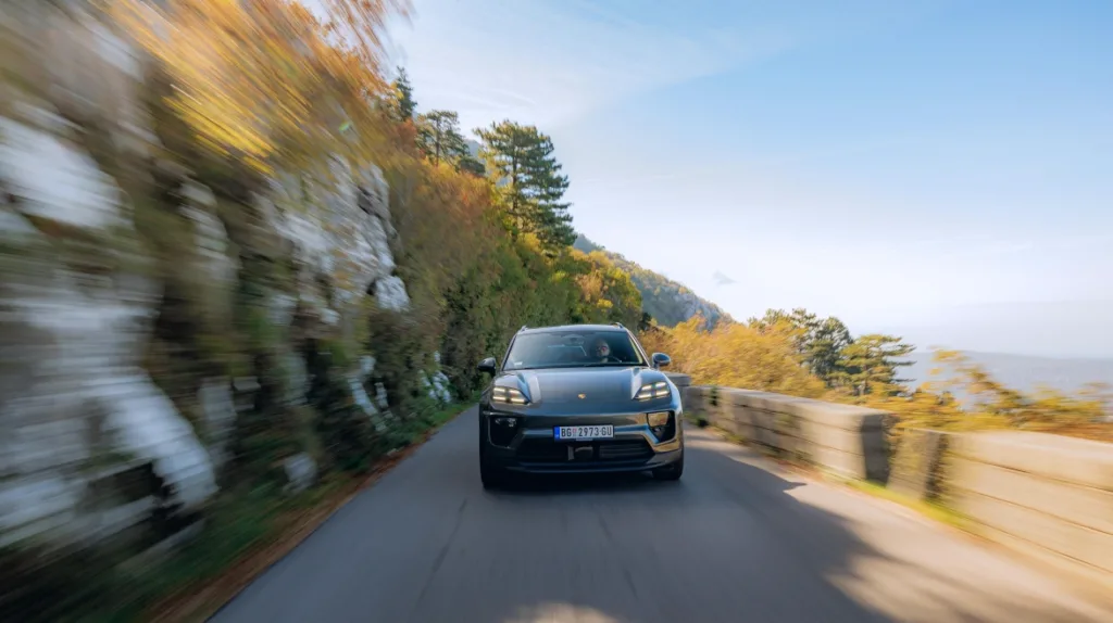 포르쉐 마칸 일렉트릭, 몬테네그로 해발 1000m 힐클라임 도전 4 포르쉐 마칸 일렉트릭(Hairpin heaven with the Macan in Montenegro)