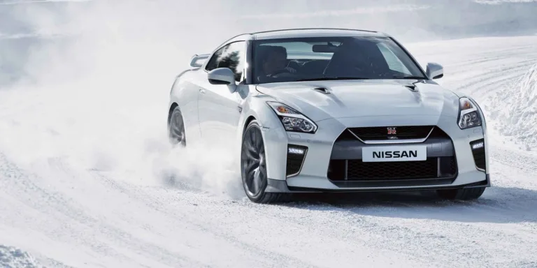 로터스 개발 차량 닛산 GT-R