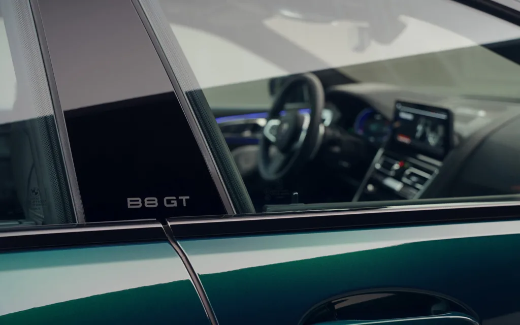 BMW 알피나 B8 GT 공개, 오직 99대만 준비한 고성능 쿠페 5 알피나 B8 GT(ALPINA B8 GT)