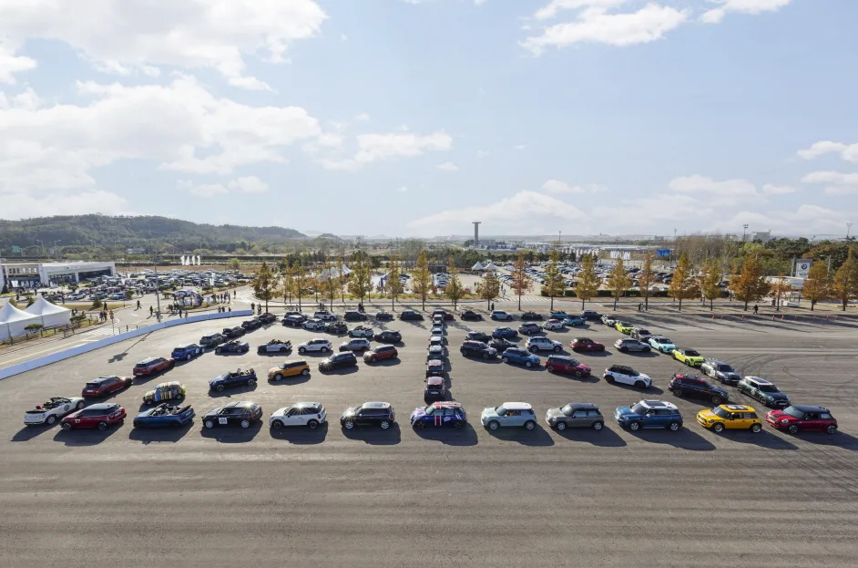 2023 MINI 유나이티드