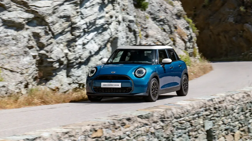 뉴 MINI 쿠퍼 C 5-도어