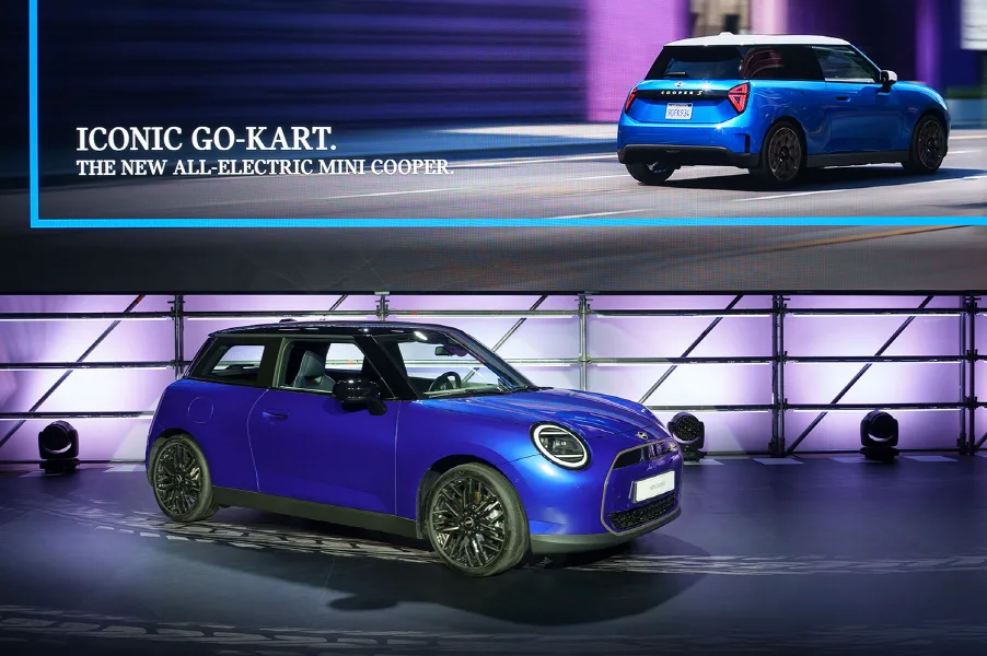 -더 뉴 올-일렉트릭 MINI 쿠퍼