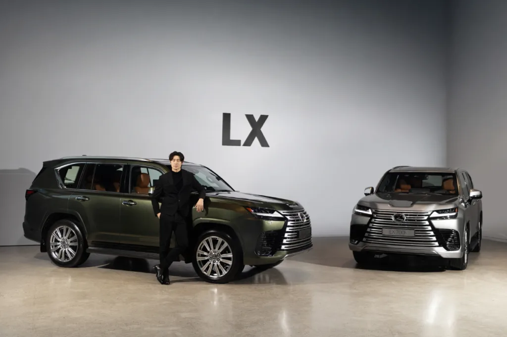 렉서스코리아는 플래그십 SUV인 ‘디 올 뉴 LX 700h’를 출시하고, 서울 성동구 ‘앤더슨씨 성수’에서 포토세션을 진행했다.