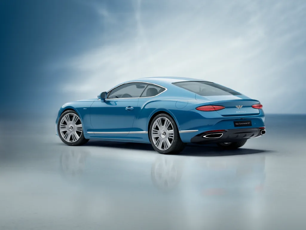 Bentley makes daily supercar with high performance bybrid 3 벤틀리 고성능 하이브리드 모델 컨티넨탈 GT, 컨티넨탈 GT 컨버터블, 플라잉스퍼 그리고 아주르 (New High Performance Hybrid Continental GT, GTC and Flying Spur – the daily supercar family expands)