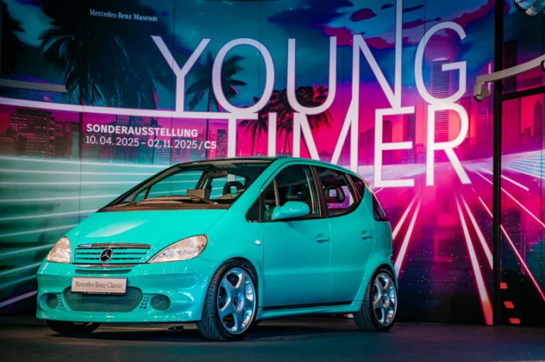 메르세데스-벤츠 박물관 특별전 (Millennials’ dream cars: “Youngtimer” special exhibition at the Mercedes-Benz Museum)