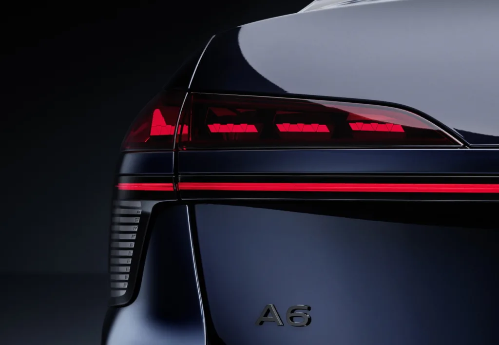 아우디 A6(Audi A6 teaser Second-generation digital OLED rear lights are used in the new Audi A6 Sedan (shown here in Firmament blue metallic).)