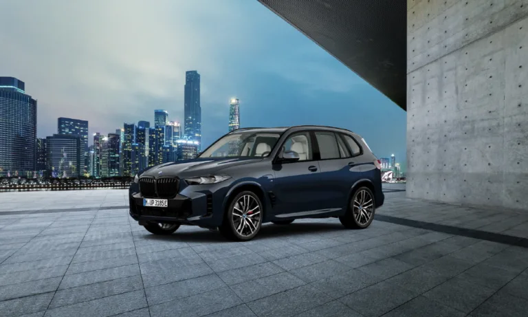 BMW X5 xDrive50e M 스포츠 프로 나이트 블루 에디션