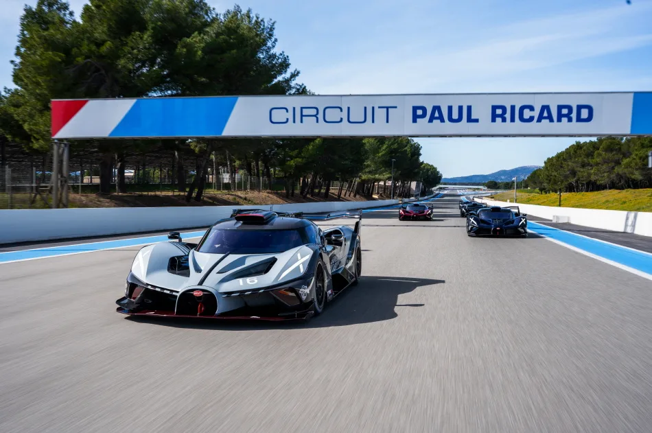부가티 볼리드 고객 트랙 이벤트 (Feeling The Track: Bugatti Bolide Owners Take on Circuit Paul Ricard)