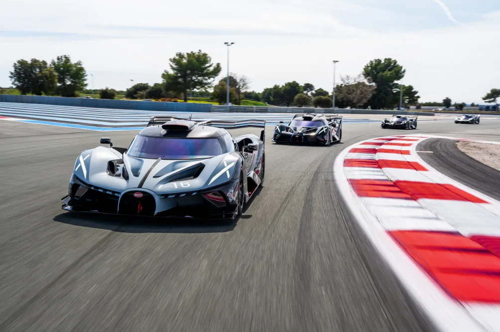 부가티 볼리드 고객 트랙 이벤트 (Feeling The Track: Bugatti Bolide Owners Take on Circuit Paul Ricard)