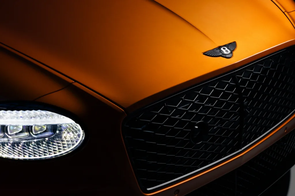 벤틀리 플라잉스퍼, 벤틀리 컨티넨탈 GT 블랙 에디션 (Black wings and Black Edition for Continental GT and Flying Spur families)