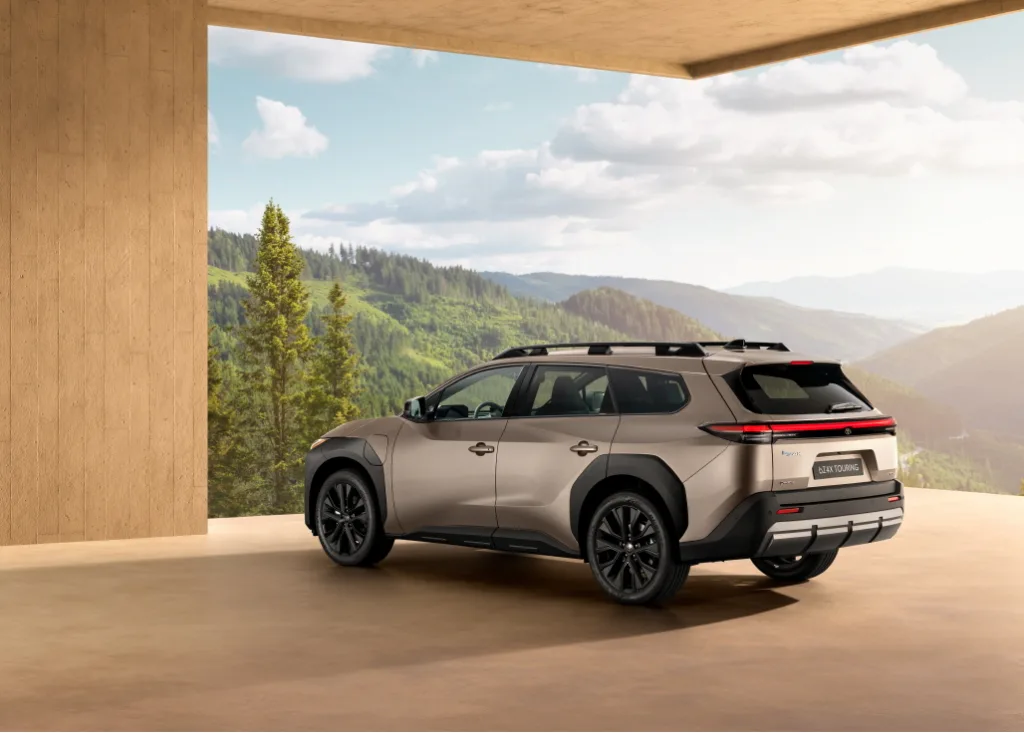 토요타 bZ4X 투어링 공개 (World premiere of the Toyota bZ4X Touring: an electric SUV designed for family adventure)