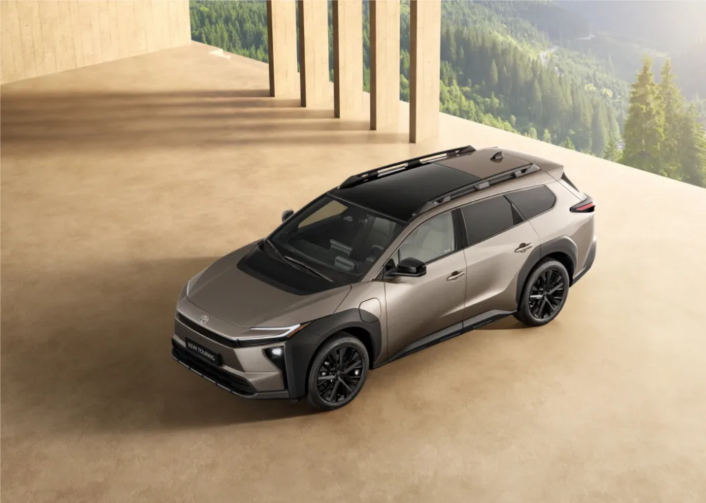 토요타 bZ4X 투어링 공개 (World premiere of the Toyota bZ4X Touring: an electric SUV designed for family adventure)