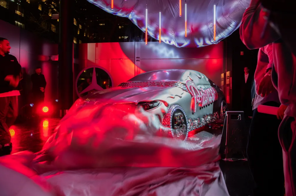 메르세데스-벤츠 CLA '클래스 오브 프린세스' (Mercedes-Benz launches ‘Class of Creators’ unveiling Ice Spice’s unique art piece based on all-new CLA)