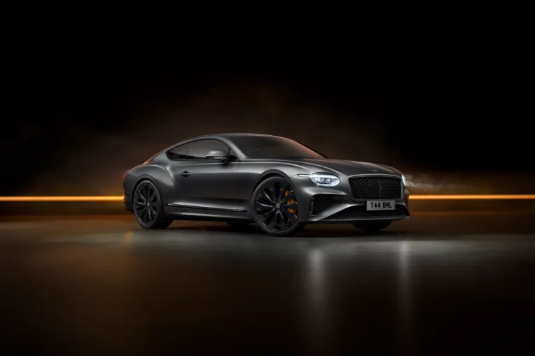벤틀리 플라잉스퍼, 벤틀리 컨티넨탈 GT 블랙 에디션 (Black wings and Black Edition for Continental GT and Flying Spur families)