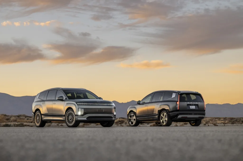 현대자동차 아이오닉 9 (Assembled-In-America 2026 Hyundai IONIQ 9 EV Delivers 300+ Miles of Range From $58,955)