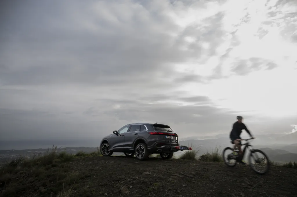 아우디 Q6 (The all-rounder for every day: the Audi Q5)