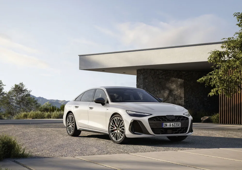 Audi A6 plug-in hybrid, Sporty meets efficiency 3 아우디 A6 e-하이브리드 (Sporty meets efficiency: the new A6 plug-in hybrid models)