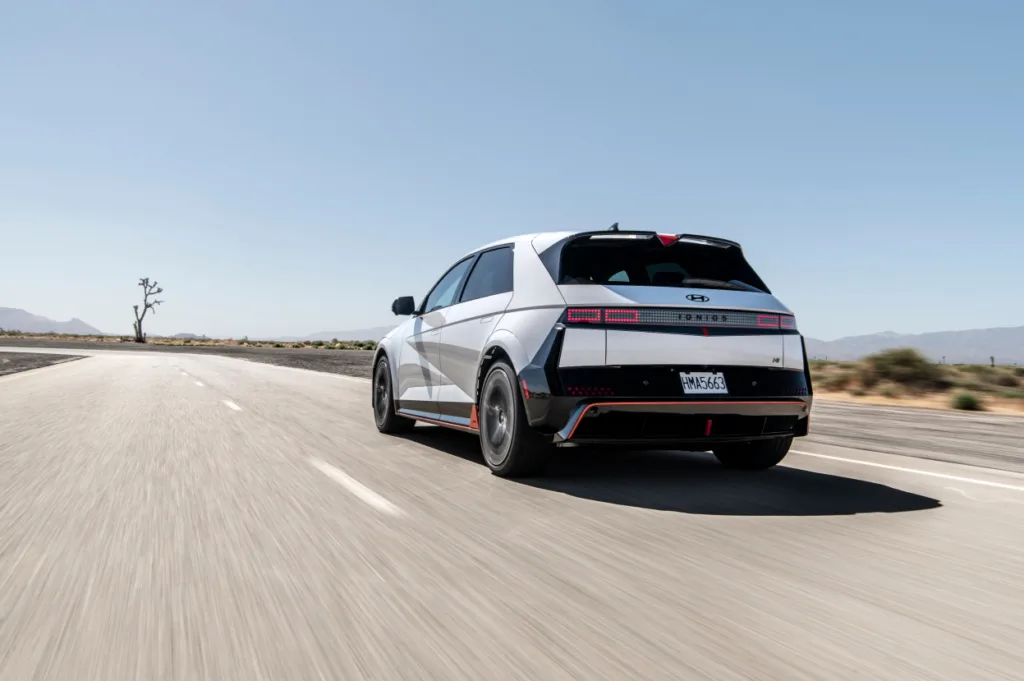 현대자동차 아이오닉 5 N (Hyundai IONIQ 5 N to Compete in 2025 One Lap of America with Grassroots Motorsports; Provide Event Support Vehicles)