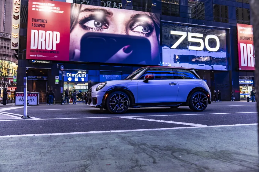 MINI 존 쿠퍼 웍스 뉴욕 시승(High Performance in New York City: With the MINI John Cooper Works through the Big Apple.)