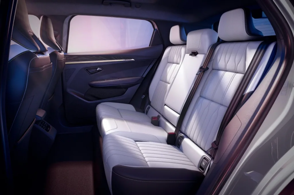 르노 세닉 E-테크 일렉트릭, (Scenic E-Tech electric: new features to make the EV life simpler and more pleasant than ever)
