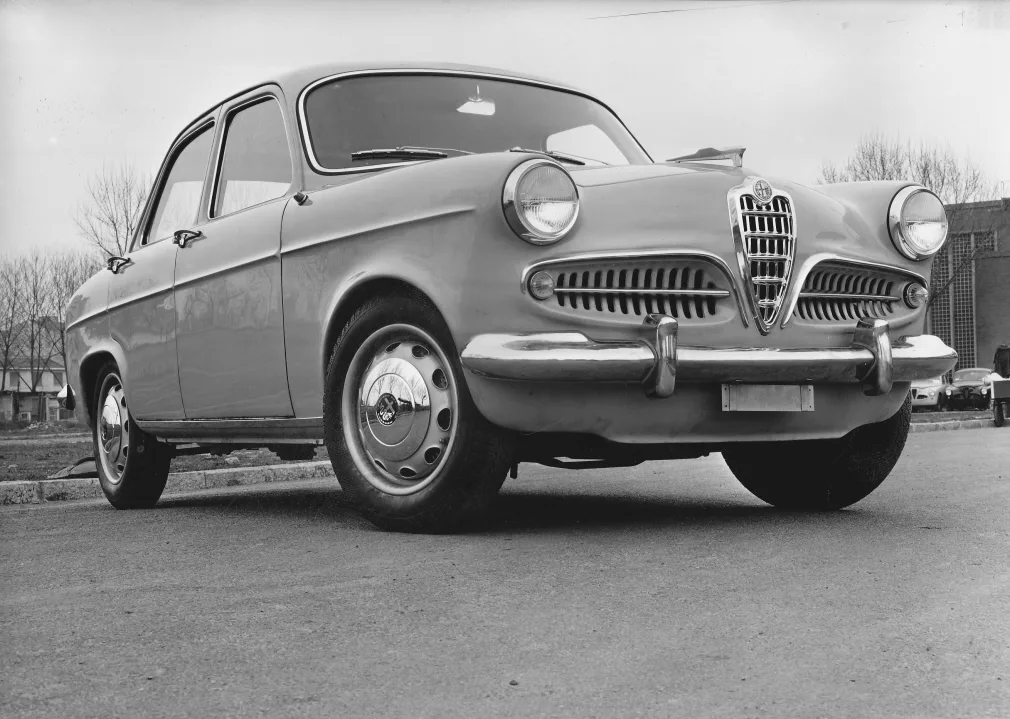 알파 로메오 줄리에타 베를리나, 70년 전 완성한 미래의 패밀리카 2 알파 로메오 줄리에타 베를리나 70주년 (The innovative and sporty Giulietta Berlina turns 70)