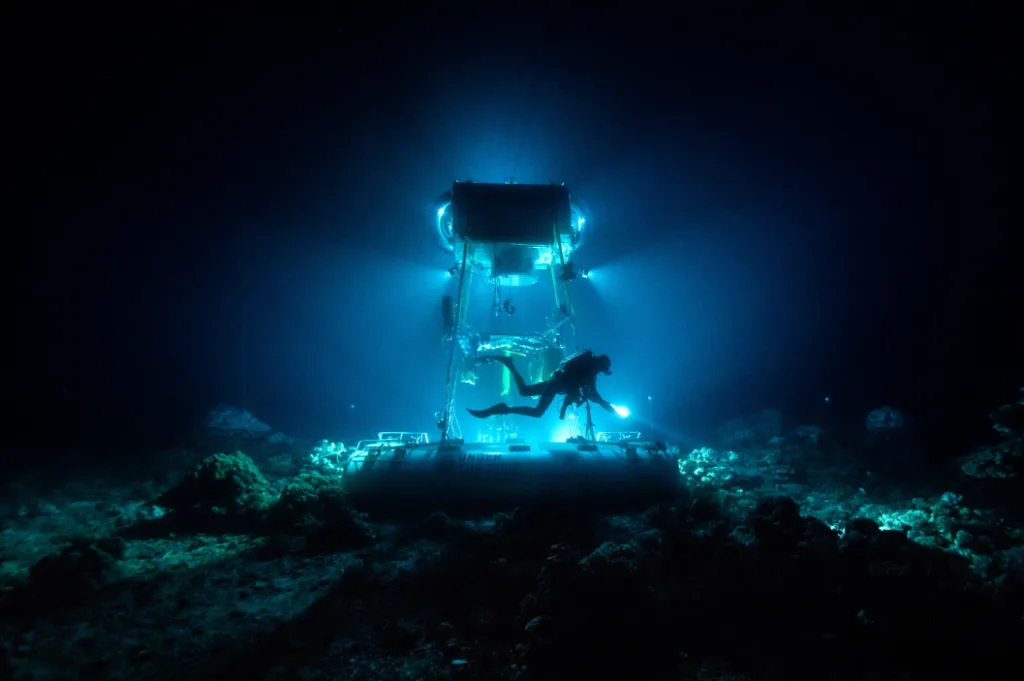 Peugeot and Under The Pole start collaboration project 2 푸조, PEUGEOT AND UNDER THE POLE ANNOUNCE AN INNOVATIVE COLLABORATION PROJECT ON THE NEXT GENERATION OF UNDERWATER OBSERVATION CAPSULES