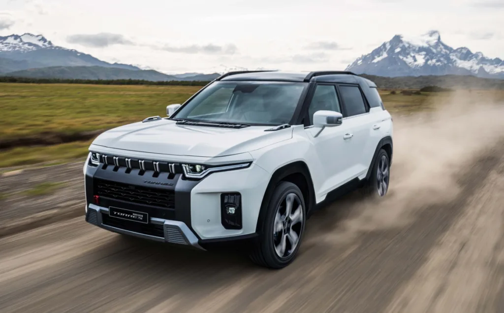 토레스에 옵션을 더 넣고 가격도 합리적? 3,140만원부터 골라볼까? 3 KGM 토레스