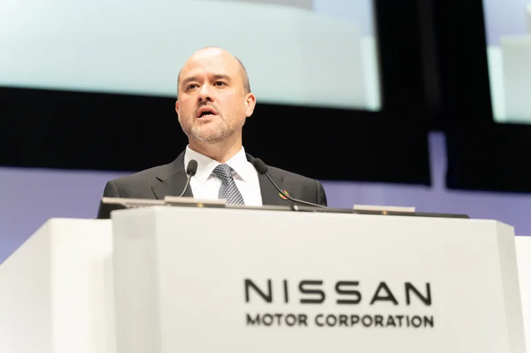 日産自動車株式会社（本社：神奈川県横浜市西区、社長：イヴァン エスピノーサ）は24日、第126回定時株主総会を、当社グローバル本社において開催しました。出席した株主数は1,071名で、所要時間は3時間6分でした。