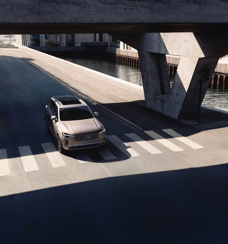 볼보 XC90, 에어 서스펜션이 이 트림에도 기본 장착? 사전 계약 시작 3 볼보 XC90, New Volvo XC90