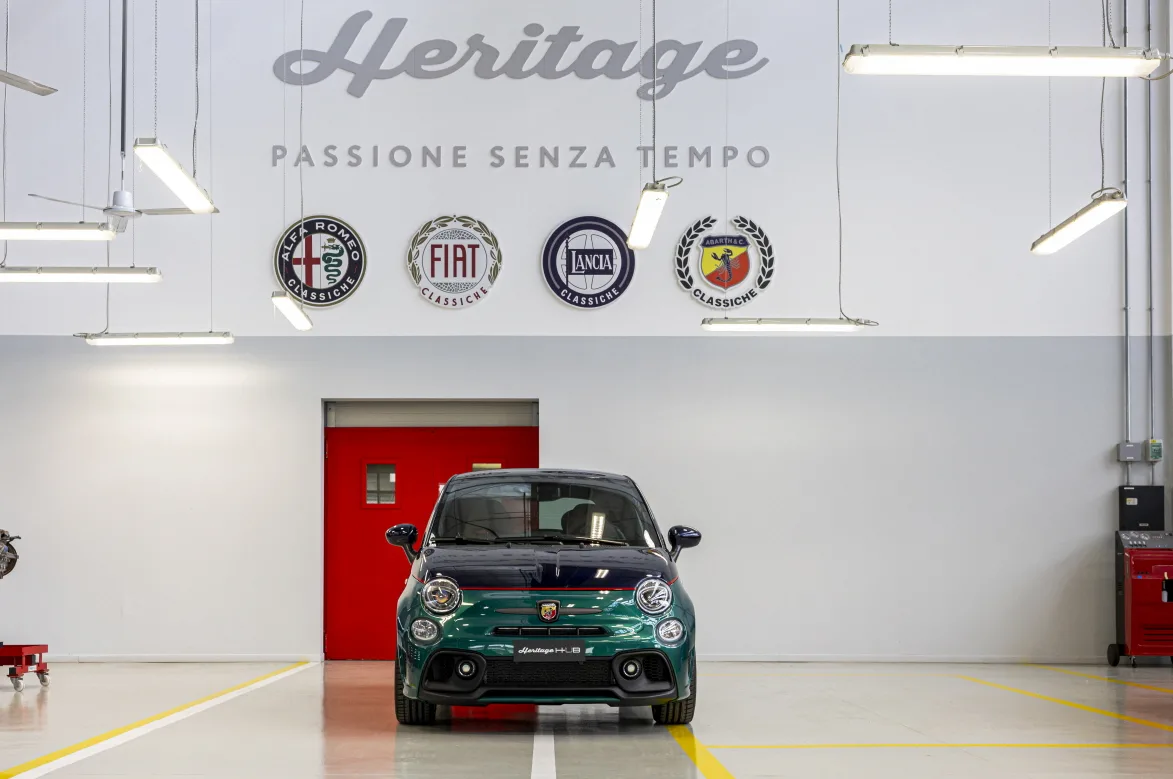 Abarth695ClubItalia4.webp
