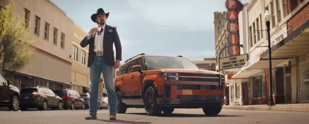 현대자동차, 싼타페 하이브리드, 투싼 하이브리드로 미국 NBA 광고, From Paris to Paris: French Cowboy Brings the Best of Both Worlds to Texas in New Advertising Campaign for Hyundai Hybrid Vehicles