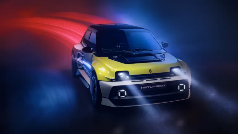 르노 5 터보 3E (Renault 5 Turbo 3E, the legend returns in the form of the very first electric "mini-supercar")